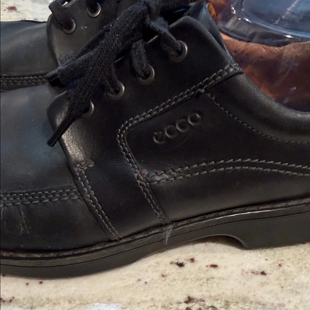 Ecco Men's Black Leather Oxfords